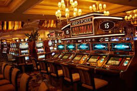Mobile sports betting context with privacy and account safety cues